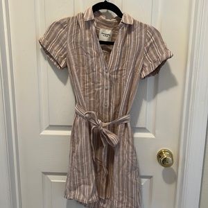 Petite short sleeve dress (Abercrombie)